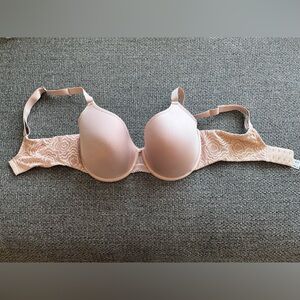 Chantelle Jolie Memory Foam Nude/Pink 34DD T-shirt Bra